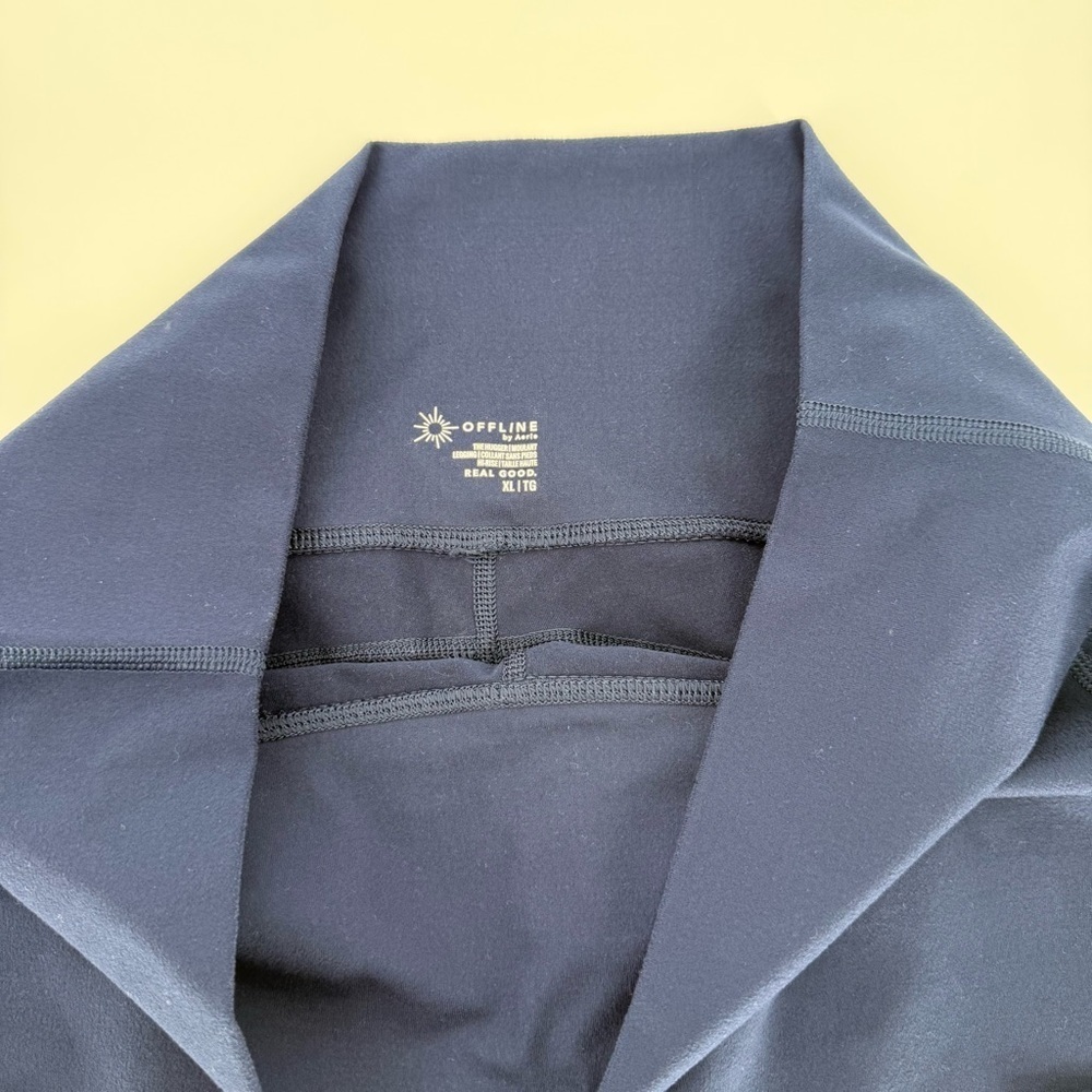 OFFLINE By Aerie The Hugger High Waisted Pocket True Royal Navy Leggings Size XL - Picture 8 of 8